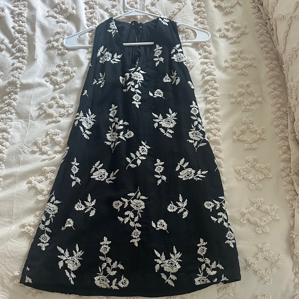 Abercrombie & Fitch Black and White Floral Mini Dress